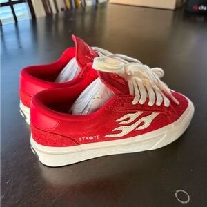 Straye Men's Bold Red Athletic Sneakers